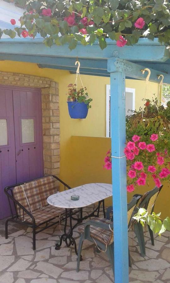 La Gatta Studio Gaios Luaran gambar